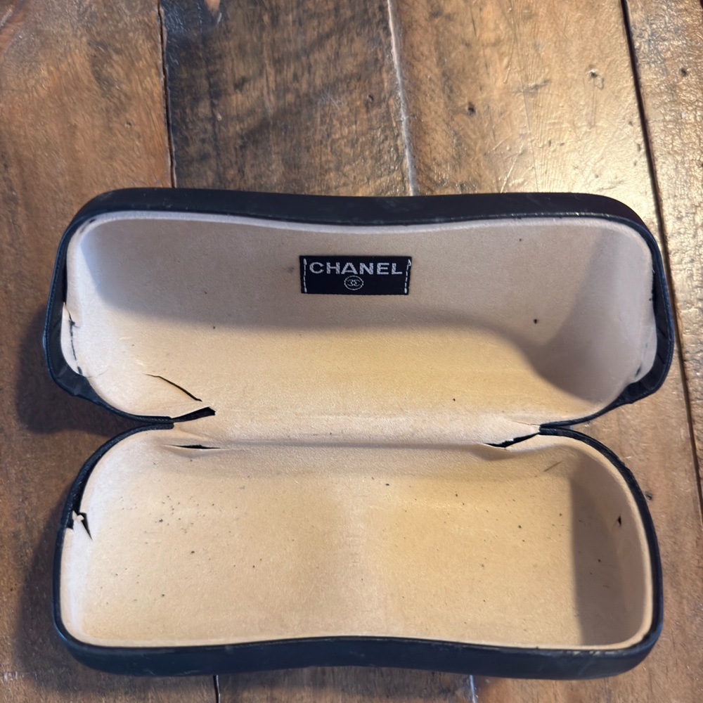 🛍️CHANEL sunglasses case Made in Italy - Picture 5 of 15
